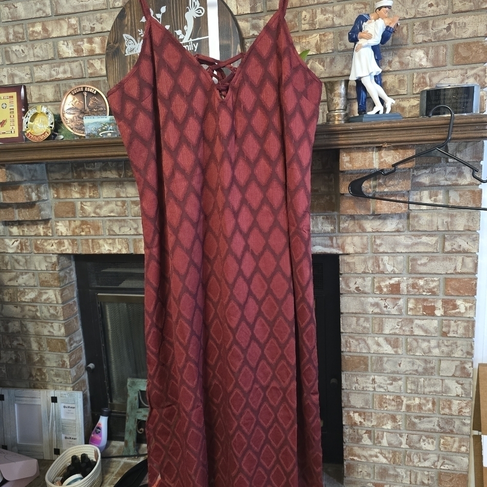 NWT size large band of gypsies color red